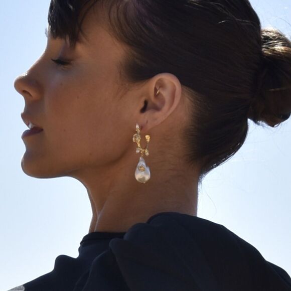 Bohemian pearl drop earrings A895 - Picture 1 of 3